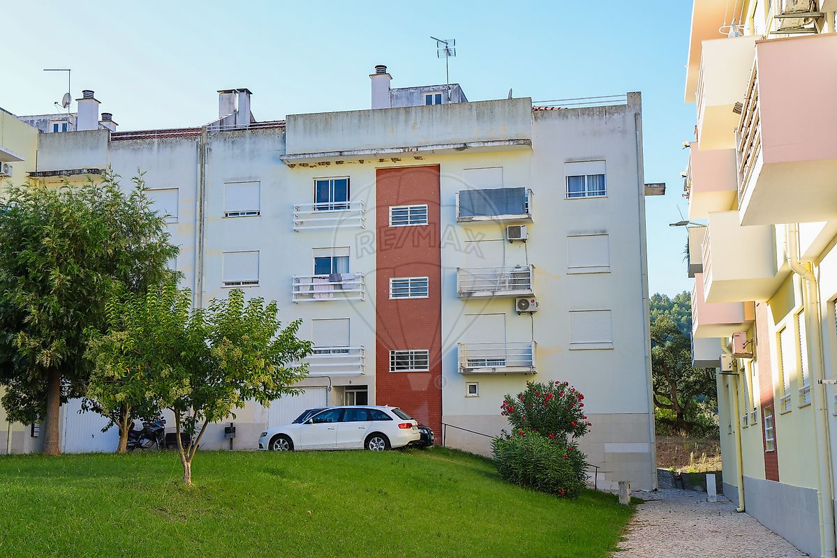 Apartamento T2 em Ota — fotografia 1 de 20