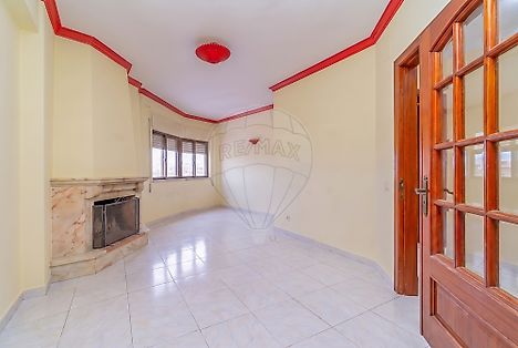 Apartamento T3 em Loures — fotografia do imóvel