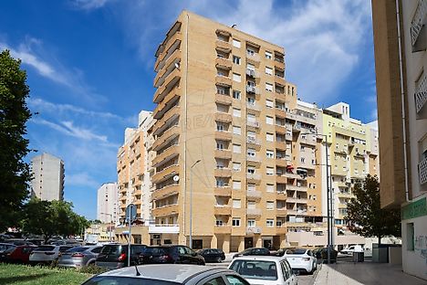 Apartamento T3 em Carregado e Cadafais — fotografia do imóvel